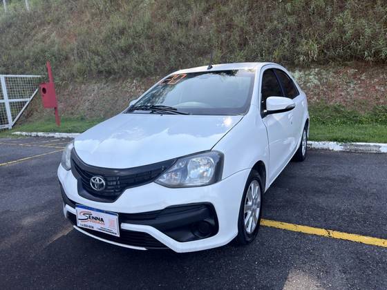 TOYOTA ETIOS 1.5 X PLUS 16V FLEX 4P MANUAL